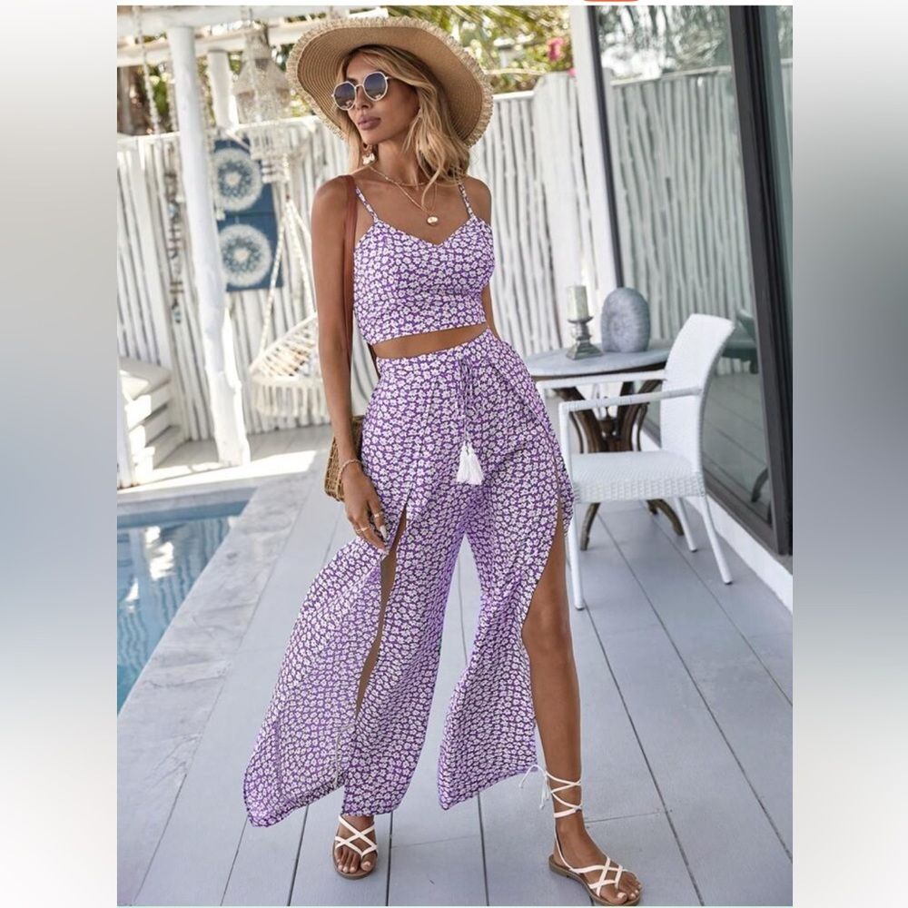 SHEIN Purple and White Floral Print Open Slit Pants and Crop Top Size Small New!